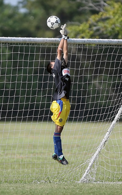 WTT中国大满贯赛：孙颖莎女单夺冠 林诗栋男单登顶.